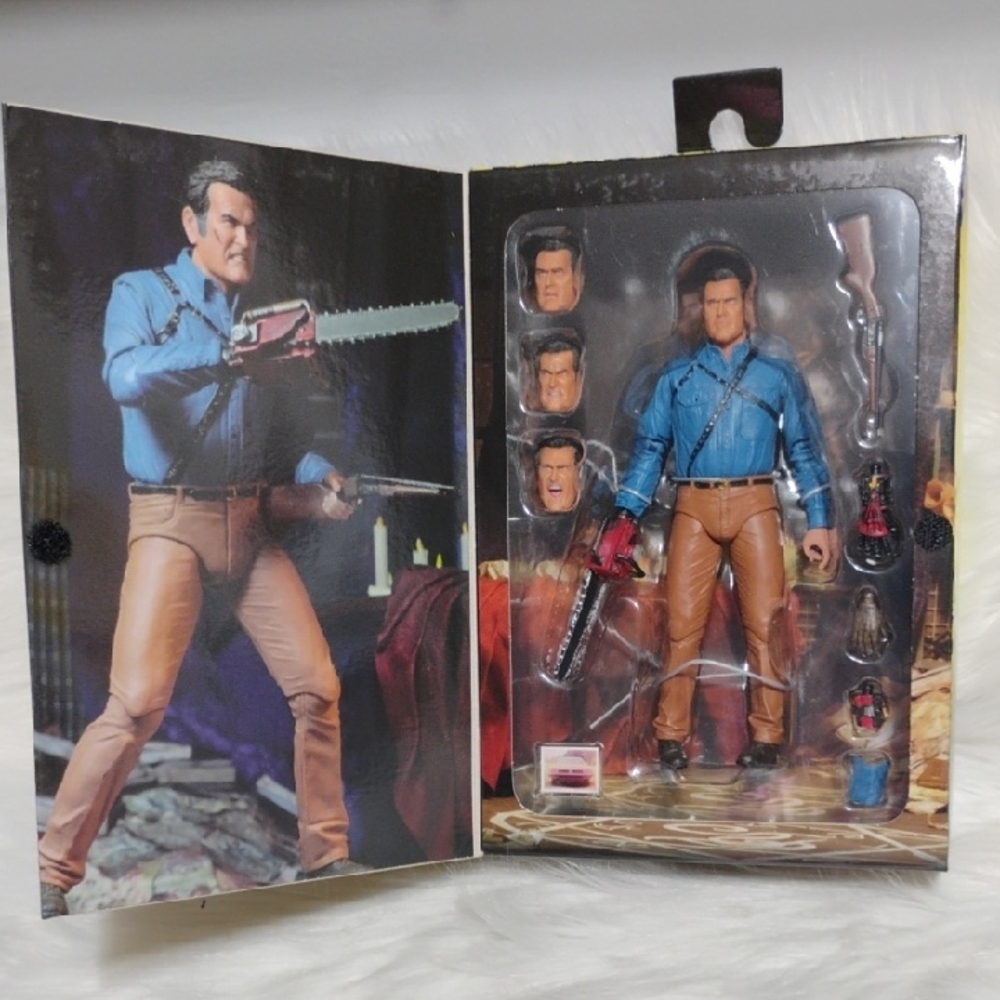 New Ash vs Evil Dead Action Figure Collectible Playset (BX30) - Picture 2 of 9